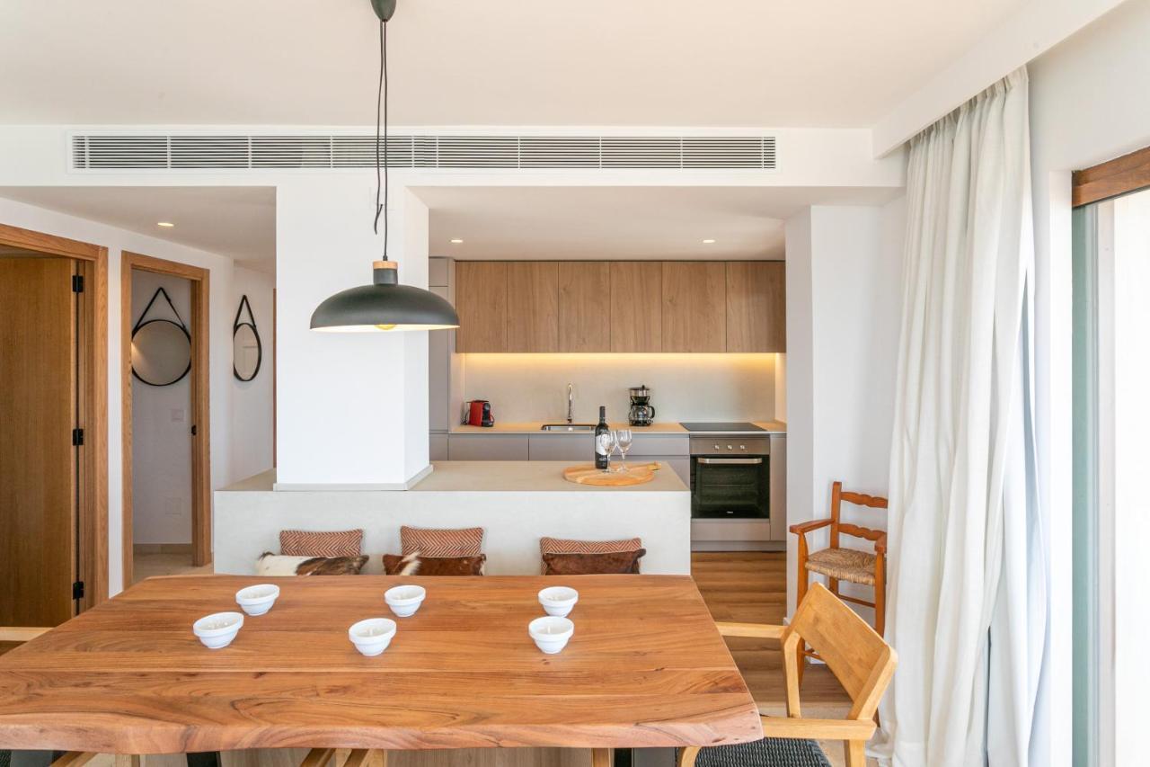 Beachfront Holiday Apartment Lotja 7 - Grupo Berna Colonia de Sant Jordi Eksteriør billede