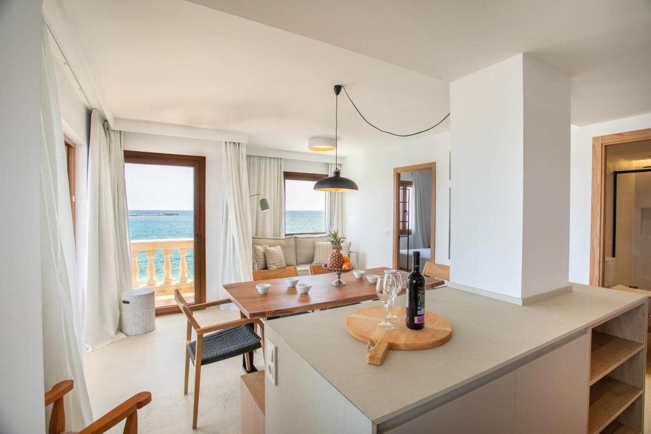 Beachfront Holiday Apartment Lotja 7 - Grupo Berna Colonia de Sant Jordi Eksteriør billede