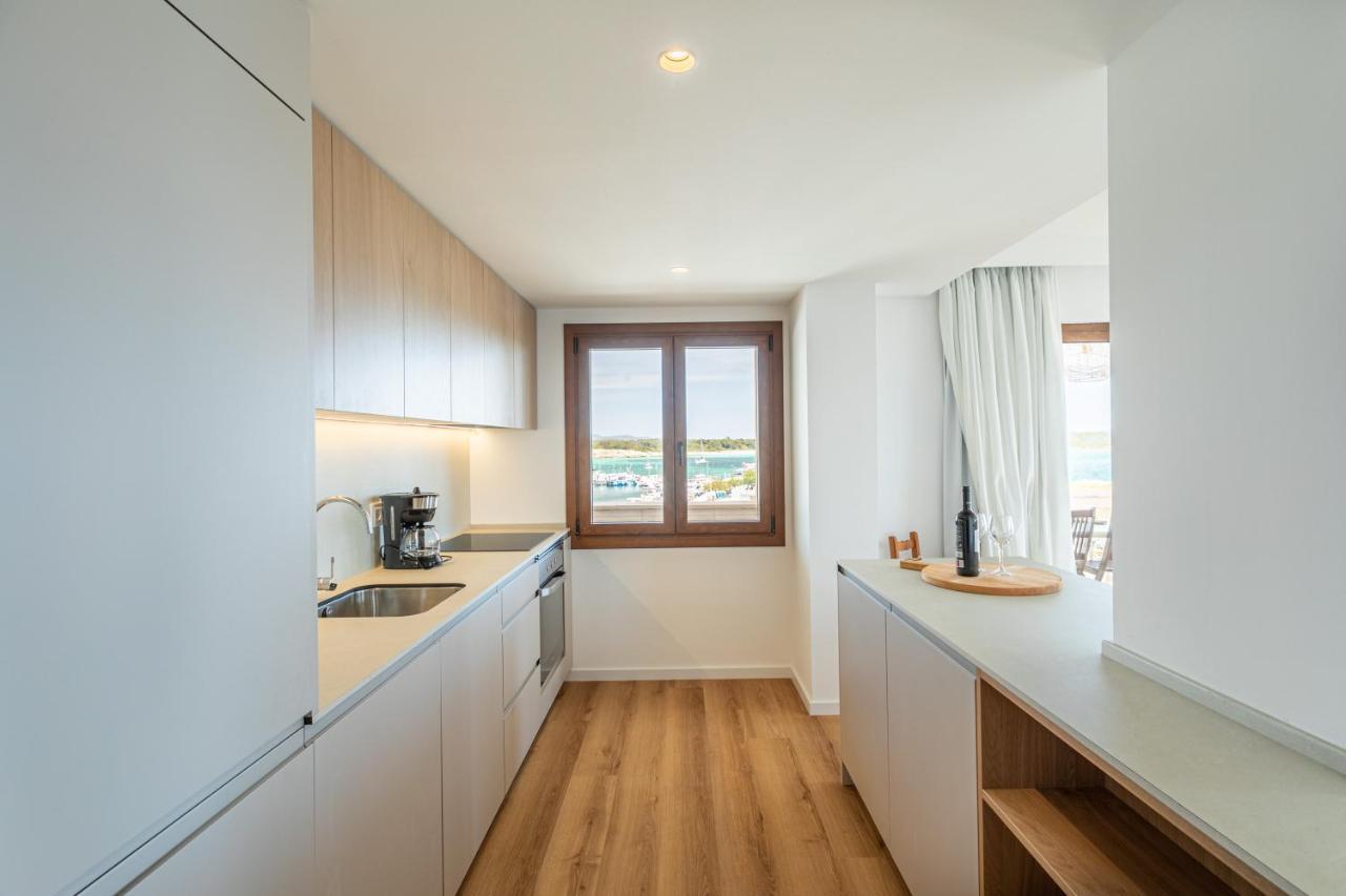 Beachfront Holiday Apartment Lotja 7 - Grupo Berna Colonia de Sant Jordi Eksteriør billede
