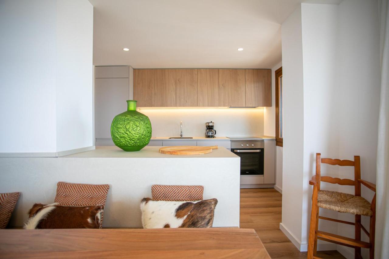 Beachfront Holiday Apartment Lotja 7 - Grupo Berna Colonia de Sant Jordi Eksteriør billede