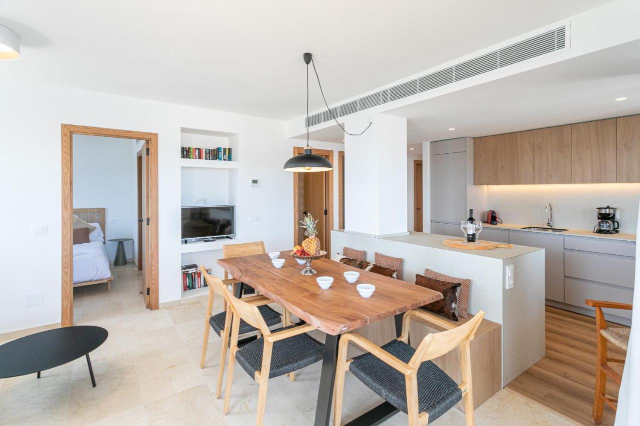Beachfront Holiday Apartment Lotja 7 - Grupo Berna Colonia de Sant Jordi Eksteriør billede